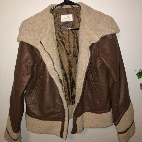 Universal Thread Faux Leather and Fleece Jacket - Picture 3 of 5